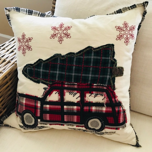Pottery Barn Other - POTTERY BARN WOODY CAR HOLIDAY THROW PILLOW